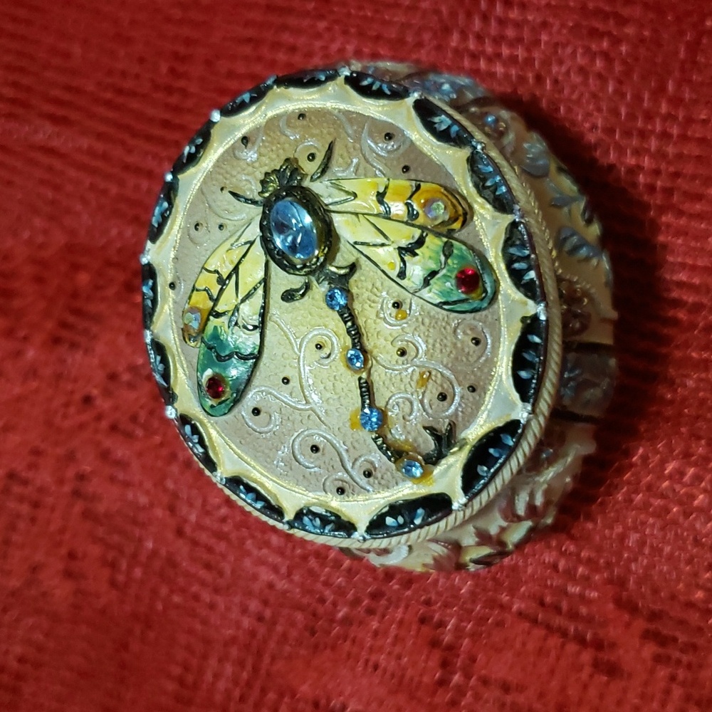 Mini Dragonfly Floral Trinket Pill Box.  2" x 1.5" x 1.5"